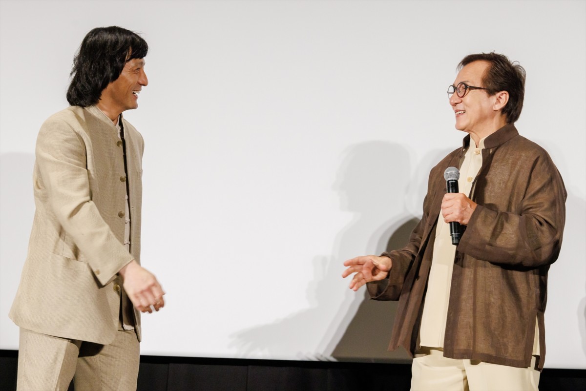 ジャッキー・チェン、13年ぶり来日で“生歌唱”　酔拳も披露しファン歓声