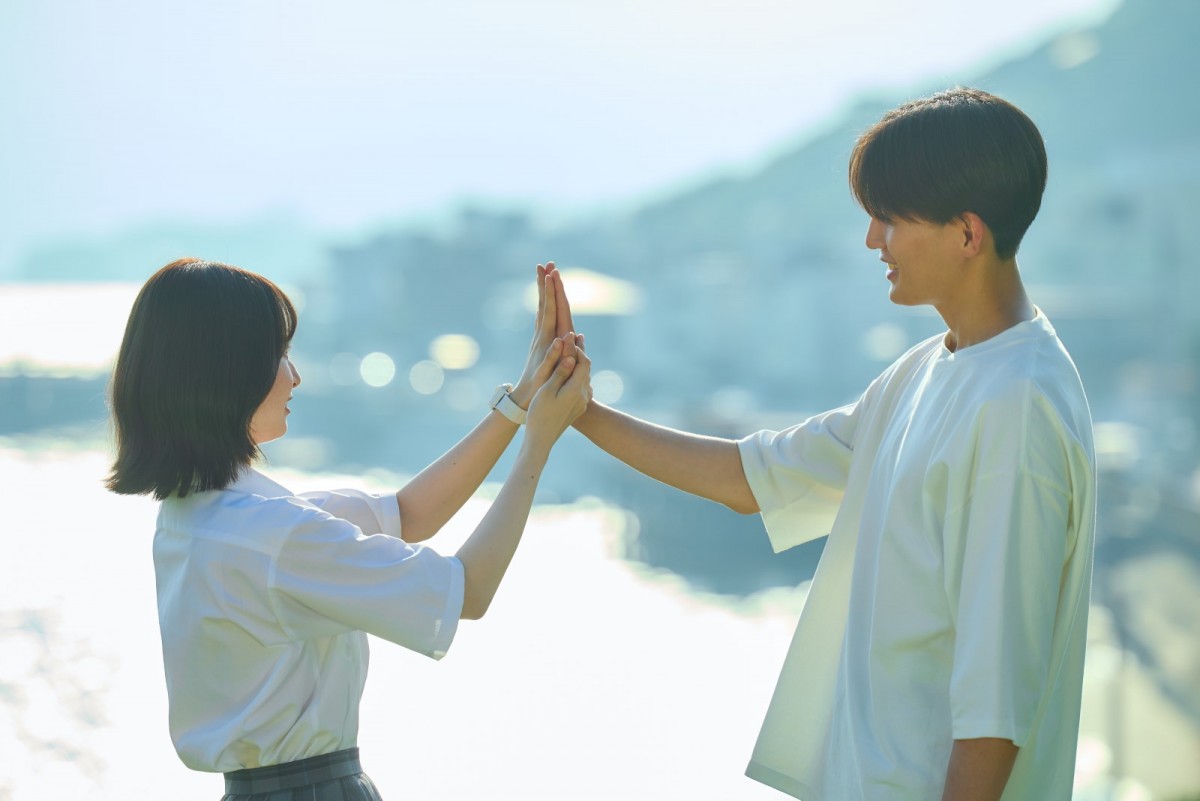 『南くんが恋人!?』令和の“ちよみ” 飯沼愛＆“南くん” 八木勇征がクランクイン！　爽やか場面写真も