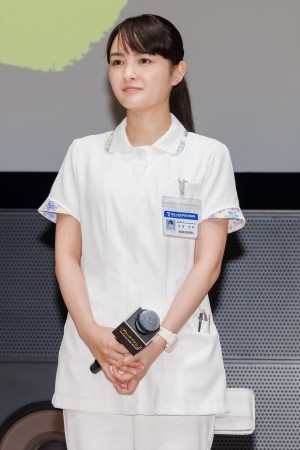 葵わかな、日曜劇場『ブラックペアン シーズン2』第1話プレミアム試写会＆舞台挨拶に登場