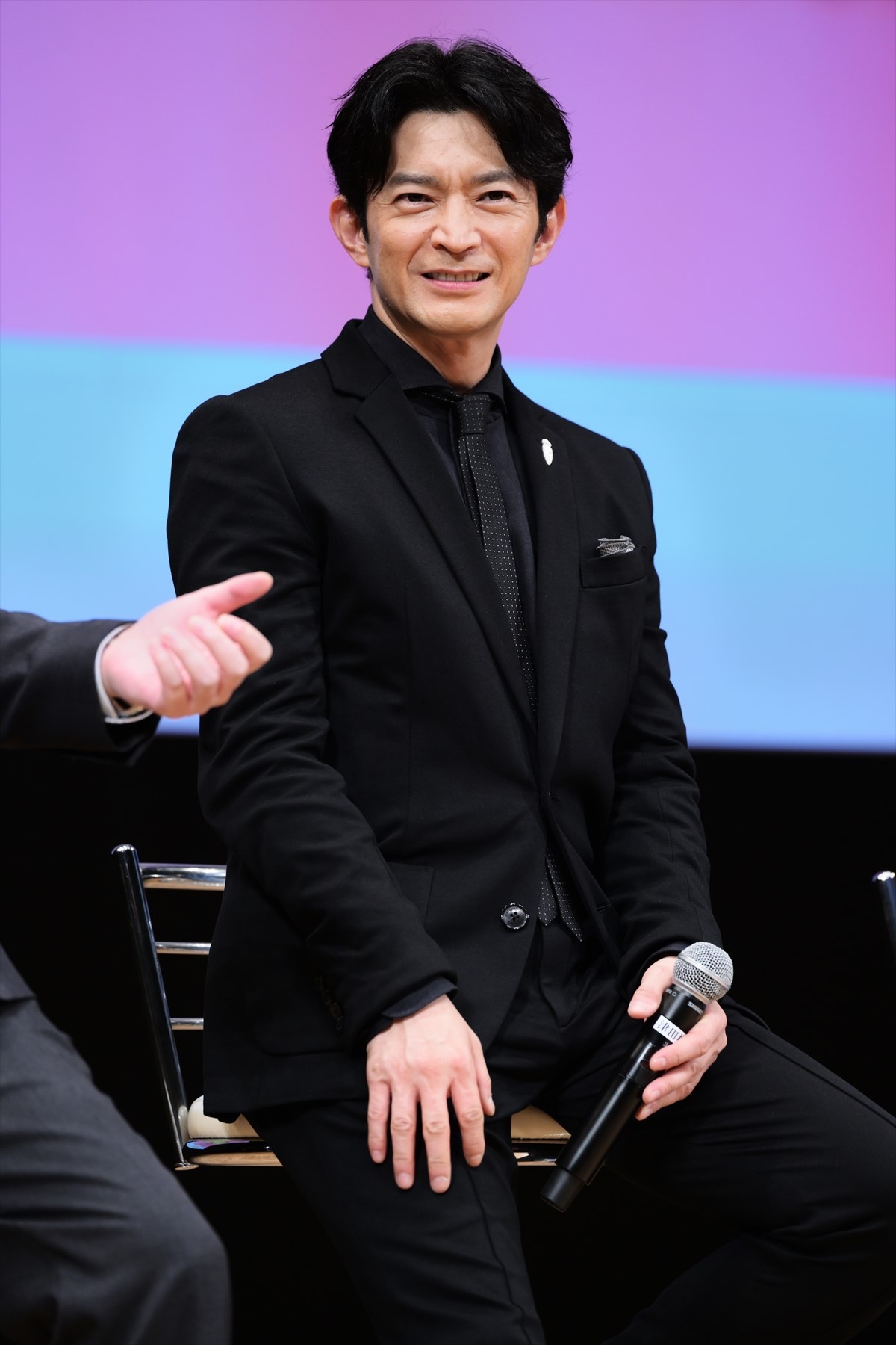 SixTONES・松村北斗、娘役・倉田瑛茉にメロメロ　松本若菜の言葉も耳に入らず？