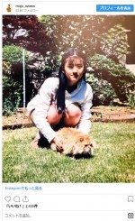 中学2年生の小沢真珠と愛猫の記念ショット　※「小沢真珠」インスタグラム