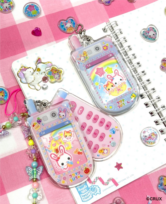 写真）“フワフワらびちゃん”復刻アイテムが「SPINNS」に登場