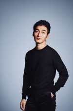 24時間テレビ47スペシャルドラマ『欽ちゃんのスミちゃん　～萩本欽一を愛した女性～』で語りを担当する草なぎ剛