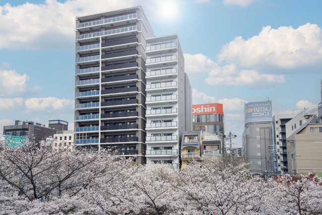 大阪に“アパートメントホテル”がオープン！　キッチンや洗濯機など充実の設備を完備