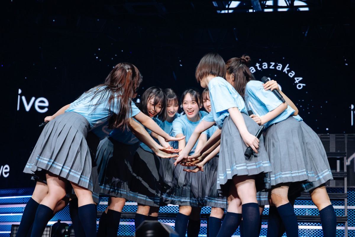 日向坂46四期生ライブ、武道館が揺れそうなほどのコールも起きた“一体感”　加入から2年で著しく成長