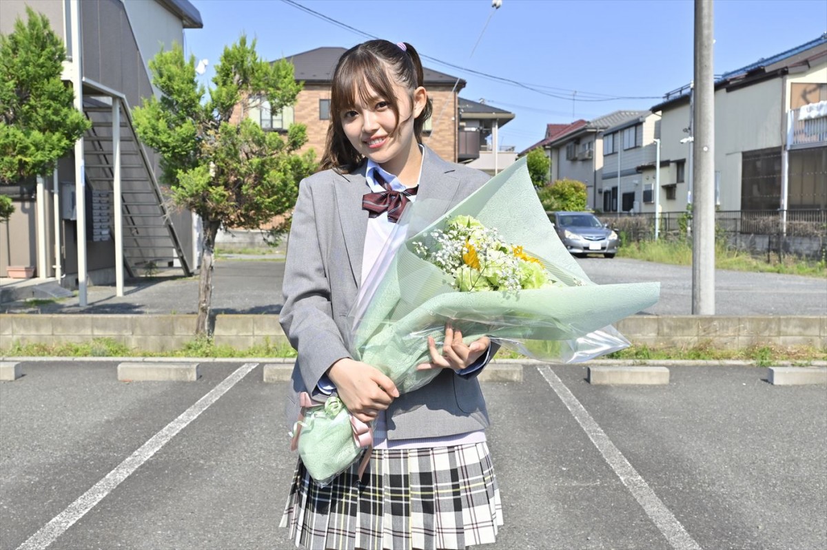 乃木坂46・岩本蓮加×竹財輝之助W主演『そんな家族なら捨てちゃえば？』クランクアップ！　キャスト陣のコメント到着