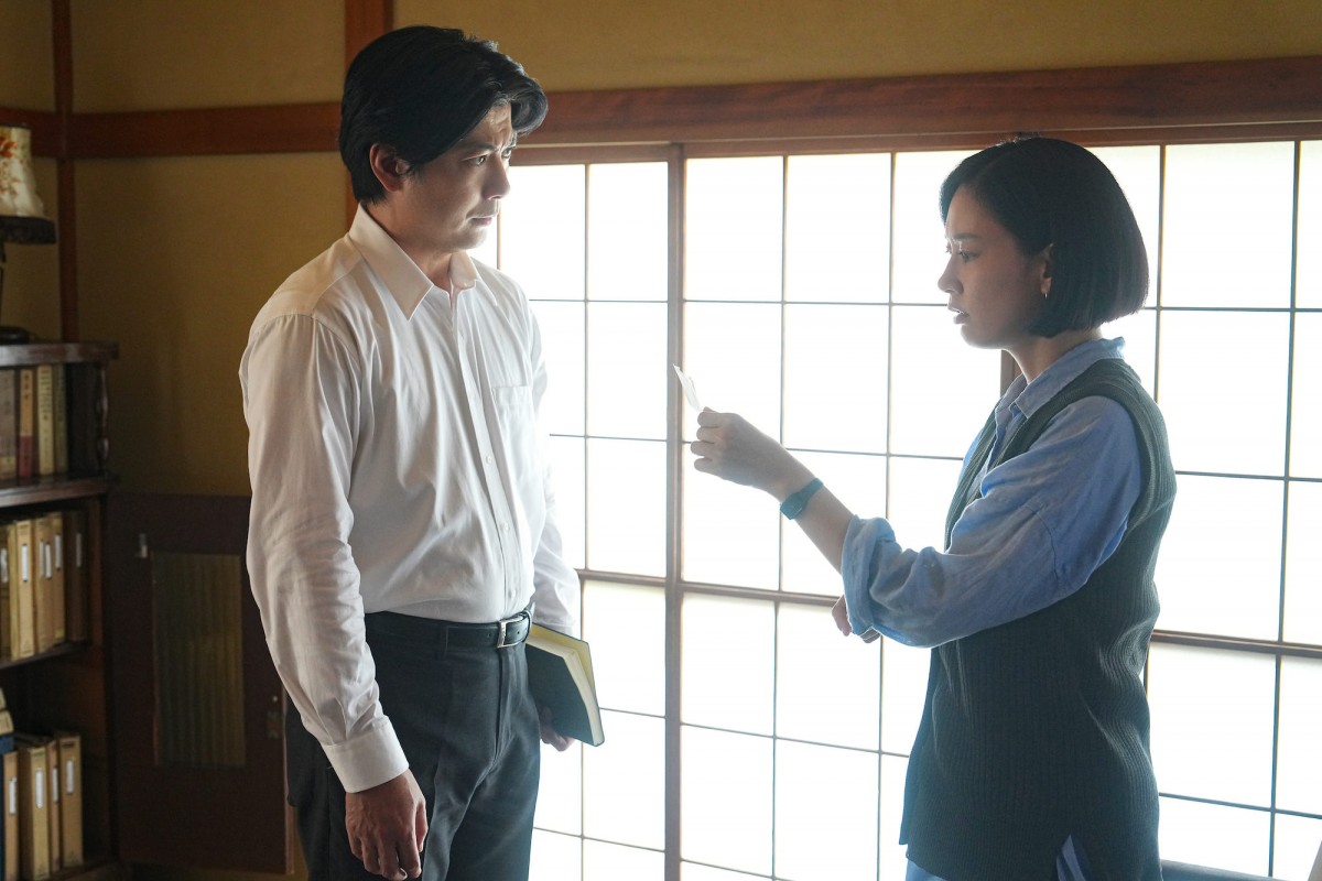 『笑うマトリョーシカ』第7話　“道上”水川あさみ、“清家”櫻井翔から街頭演説の場で思わぬ言葉をかけられる