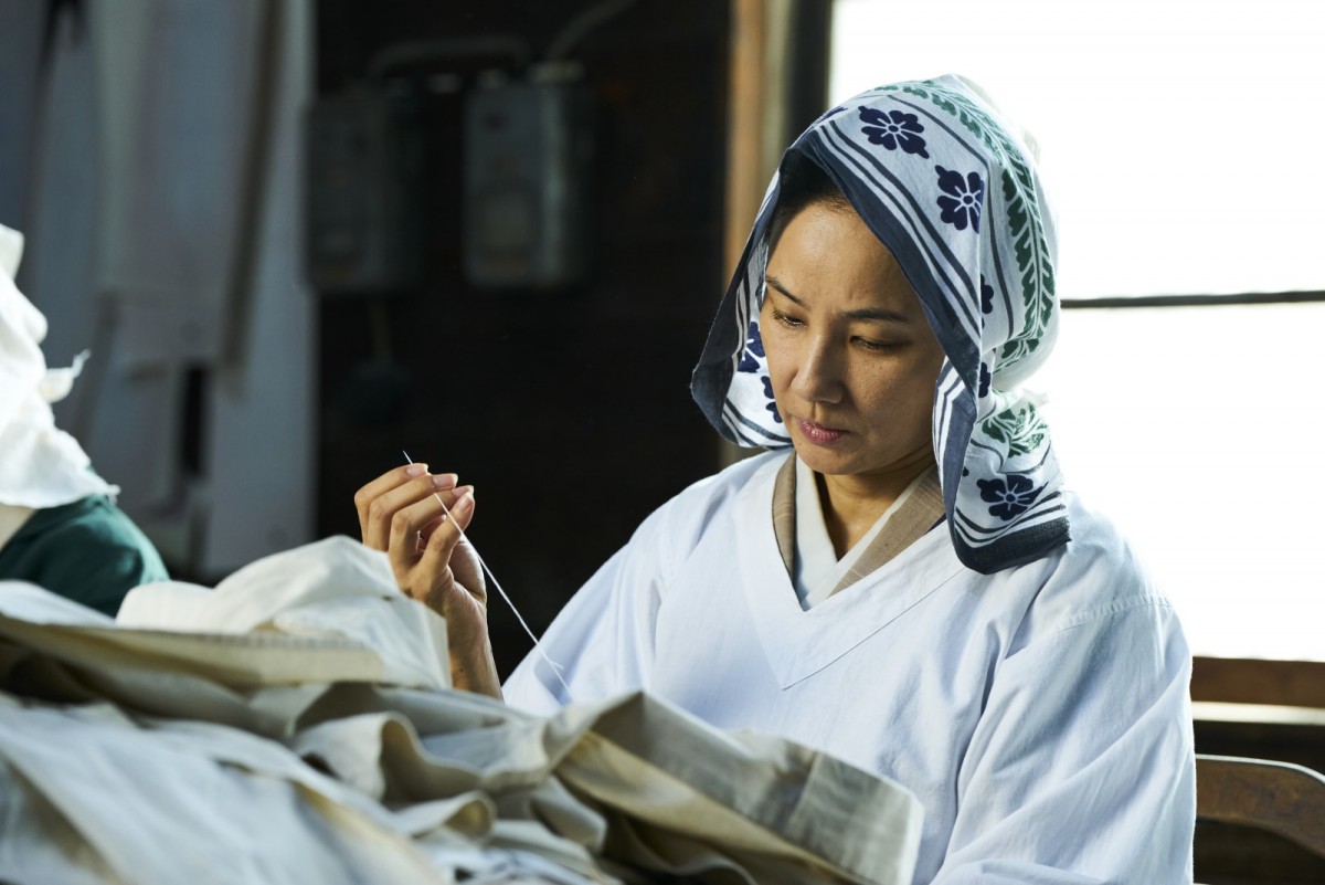 令和の家族が戦時中にタイプスリップ！　主演・大泉洋×脚本・宮藤官九郎『終りに見た街』場面写真一挙公開