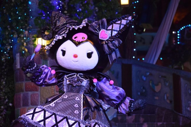 写真）ハローキティたちが“魔女コスチューム”で集結！ ピューロ