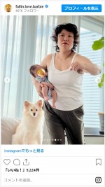 バービー、美容室へ行きキメポーズ　※「バービー」インスタグラム