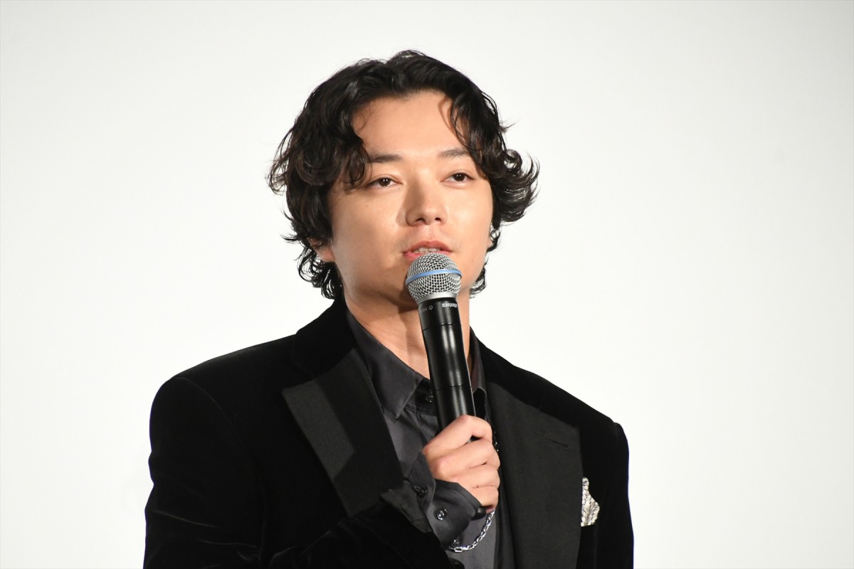 高橋文哉、先輩・田中圭のまさかの出演理由にはにかむ