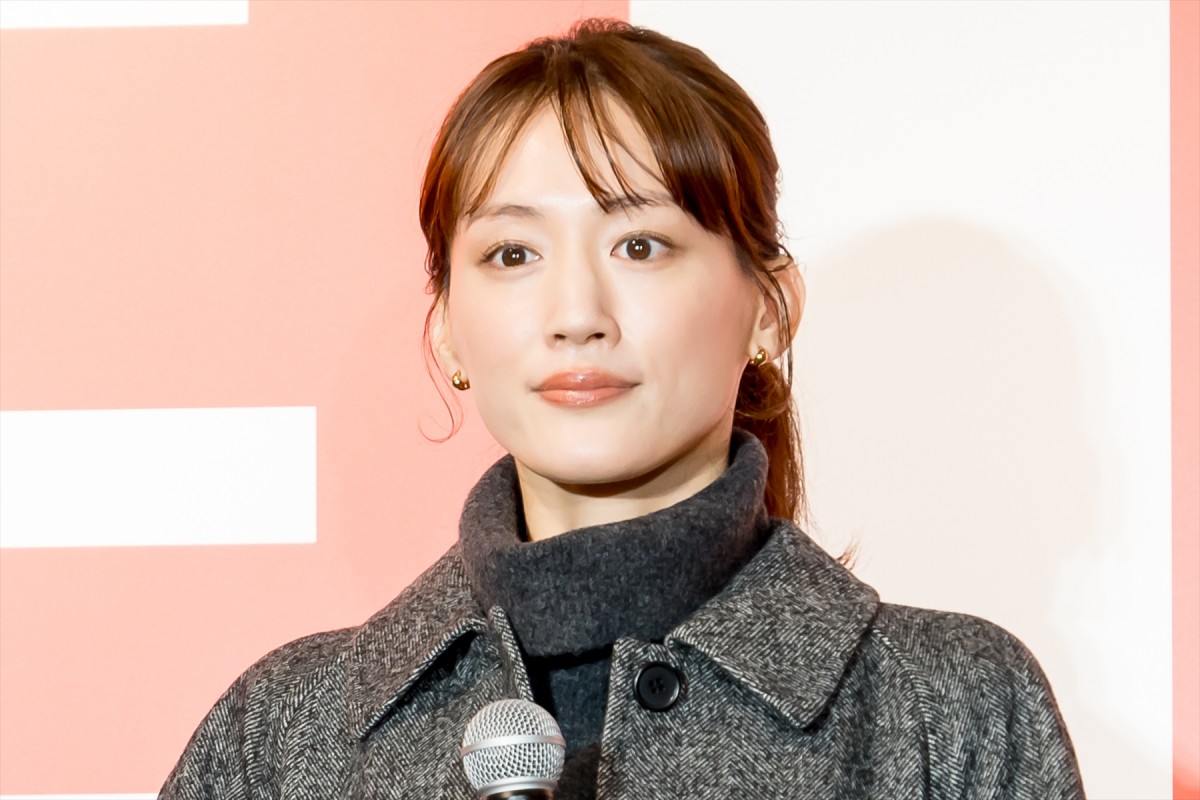 綾瀬はるか、かわいらしい勘違いに照れ笑い　松下洸平も笑顔でツッコミ