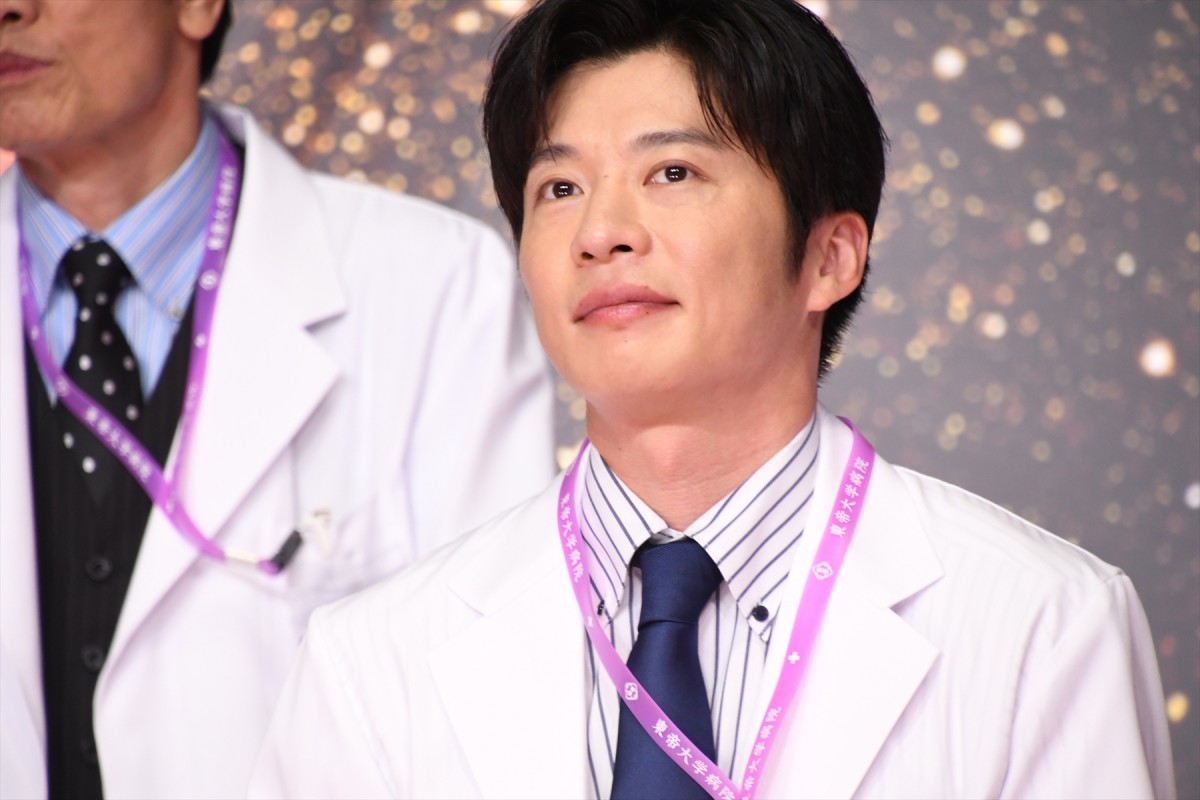 米倉涼子、『ドクターX』ファイナルを発表！　作品への思いが溢れ涙