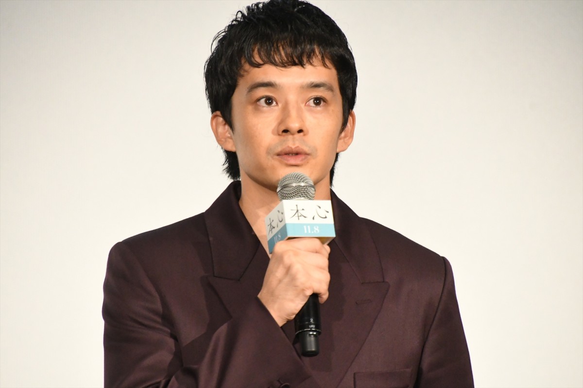 池松壮亮、コロナ禍に出会った原作に惹かれ石井裕也監督に映画化直訴「これは私たち自身の問題」