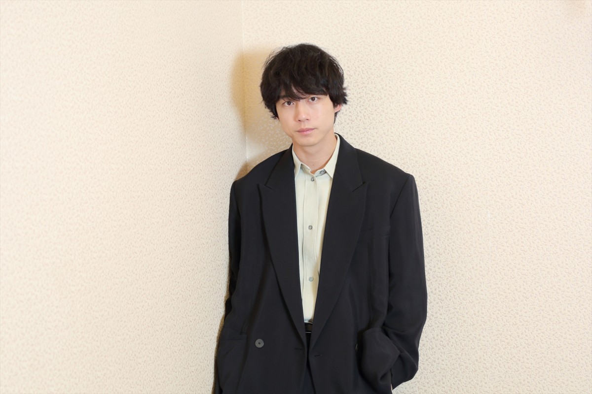 坂口健太郎＆イ・セヨン、“よく似ている”2人がラブストーリーで共演　異国での新たな挑戦で芽生えた思いとは？