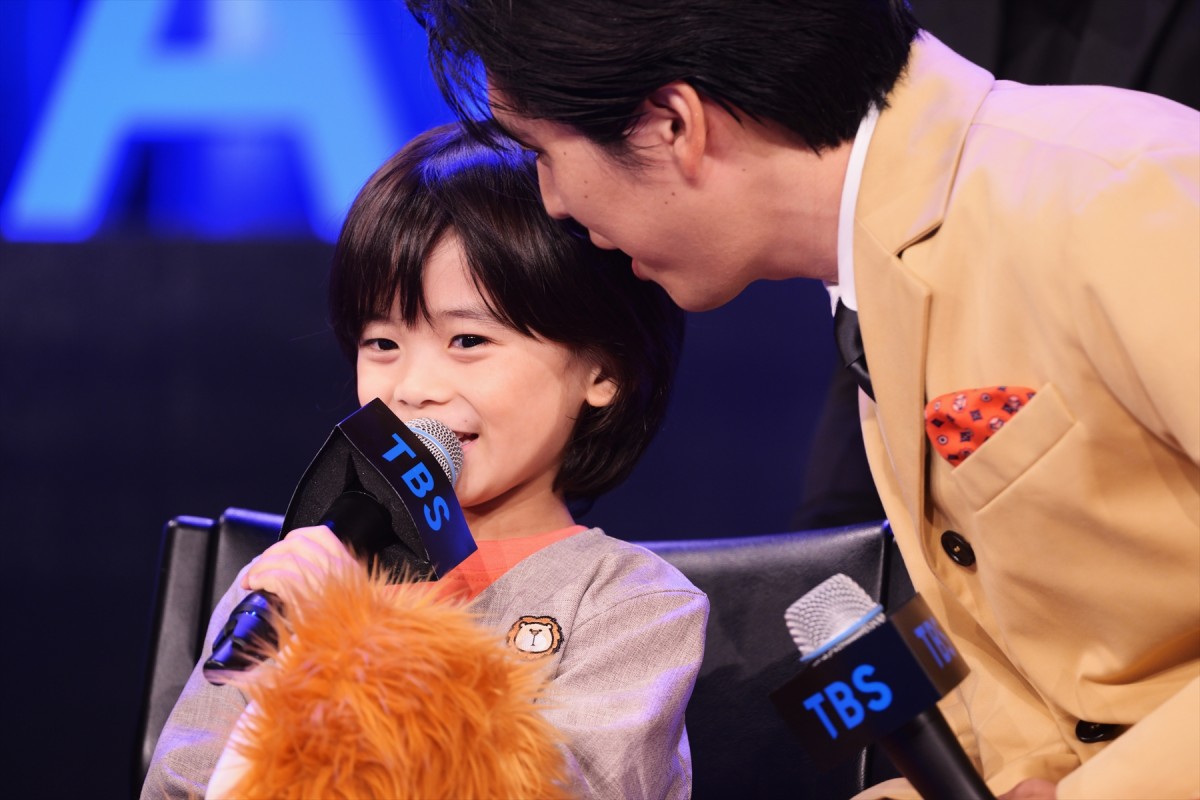 齋藤飛鳥、「現場の女神」と絶賛される　子役に口説かれた？エピソードも明かす