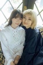 「週刊FLASH」（光文社）最新号より櫻坂46の守屋麗奈と藤吉夏鈴