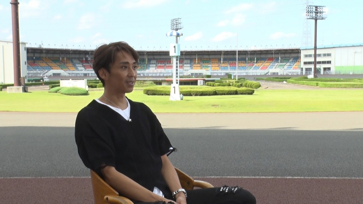中居正広から激励も！　『オートレーサー森且行 約束のオーバル 劇場版』名言集めた特別映像解禁