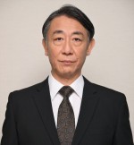 ドラマ『秘密～THE TOP SECRET～』に主演する利重剛