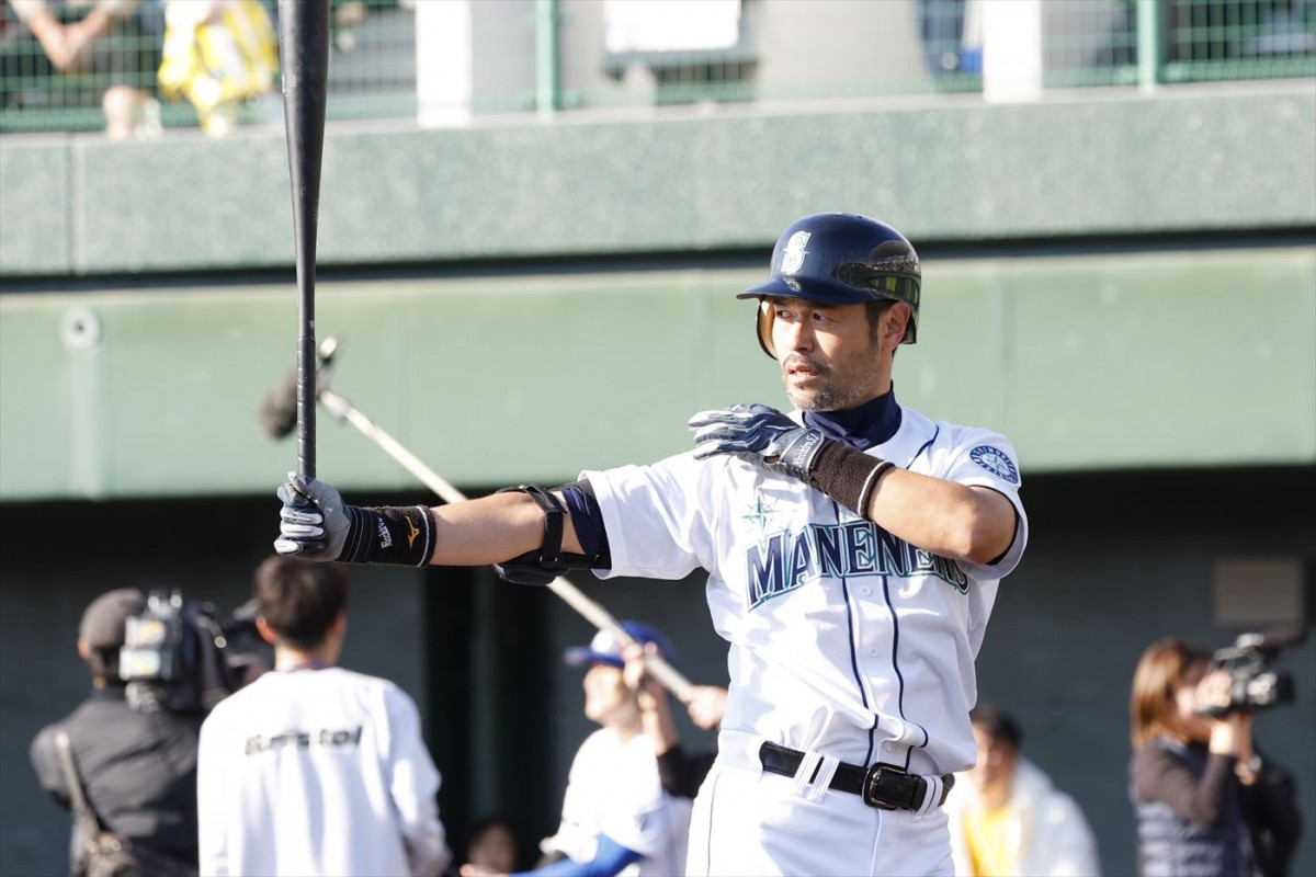 M‐1準優勝・バッテリィズ、佐藤隆太、鈴木福、高橋優斗、DeNA三浦大輔監らが野球対決に参戦！　あす放送『超アスリートvs芸能人』