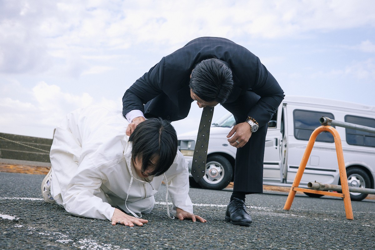 『ライオンの隠れ家』“祥吾”向井理、“愛生”尾野真千子に土下座もまさかの事態　ネット衝撃「完全に犯罪」