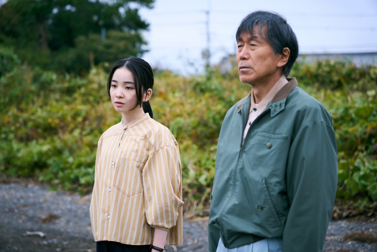 吉田修一原作、大森立嗣監督作『湖の女たち』5.17公開へ　物語のキーポイントを捉えた福士蒼汰、松本まりからの場面写真解禁