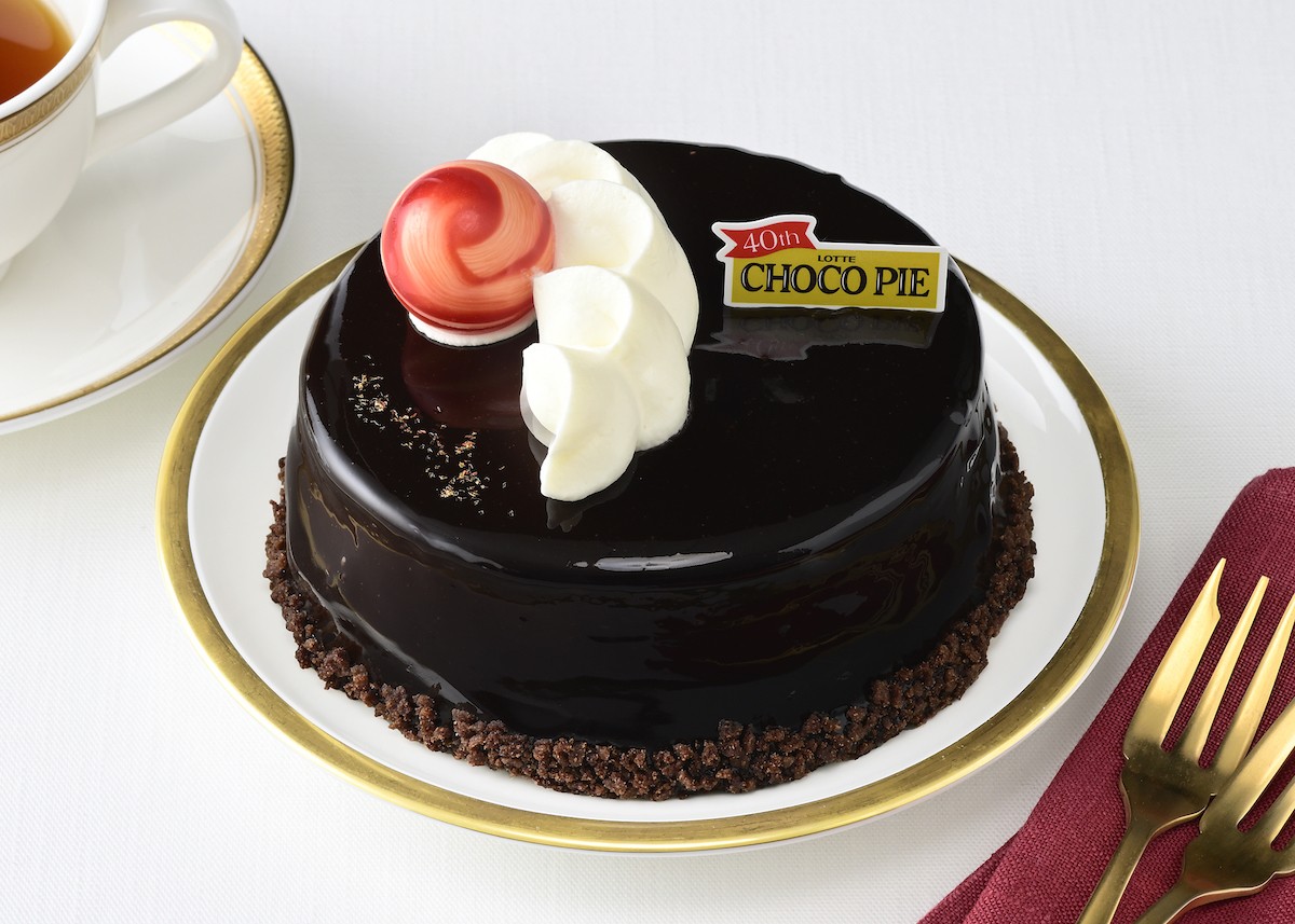 ロッテ「チョコパイ」がケーキになって登場！　2．2から「銀座コージーコーナー」で発売