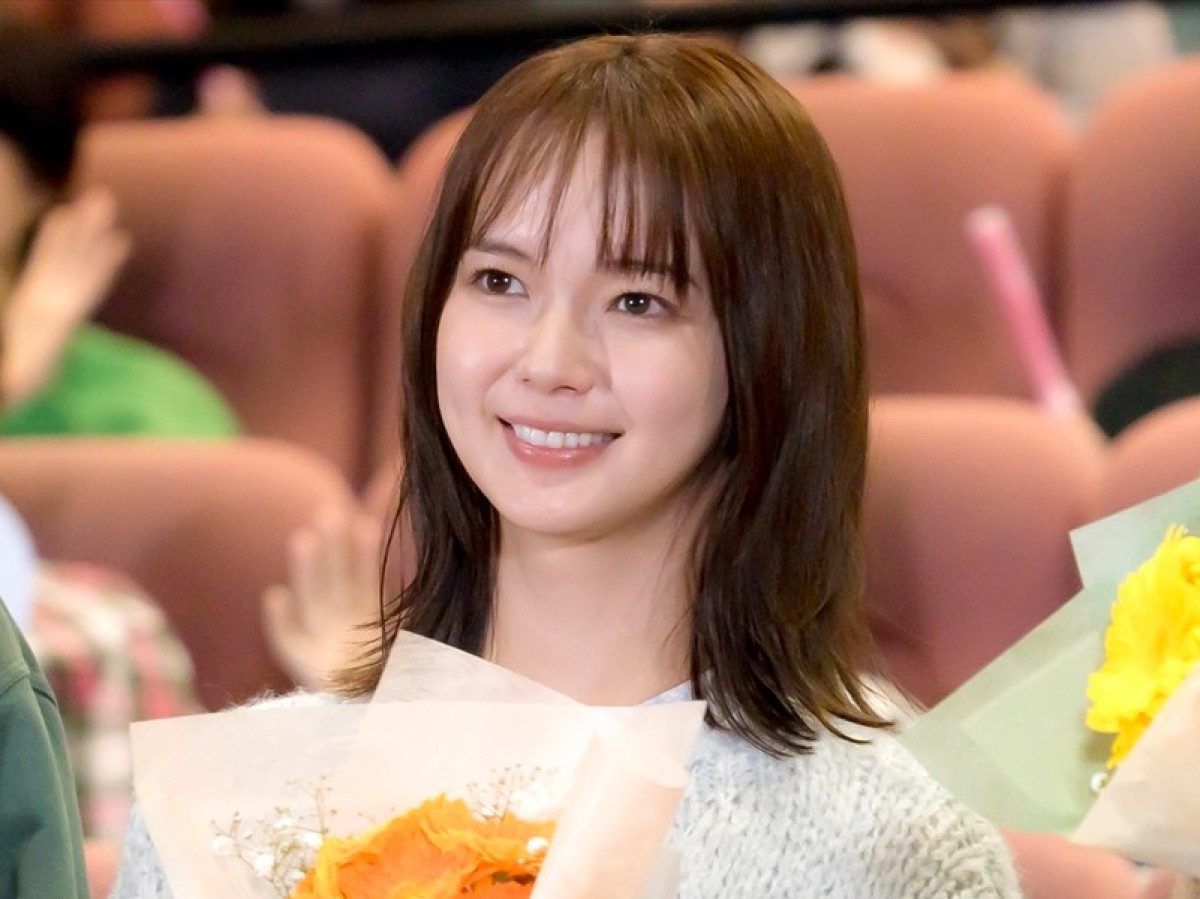 木曜劇場『いちばんすきな花』完成披露試写イベントに登場した多部未華子(2023年)