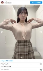 テレ東・冨田有紀アナ、抜群スタイルが際立つかわいい衣装姿を披露　※「冨田有紀アナウンサー」インスタグラム