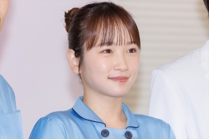 川栄李奈、新水曜ドラマ『となりのナースエイド』制作発表会見に登場