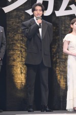 山崎賢人、映画『ゴールデンカムイ』完成披露舞台挨拶に登場