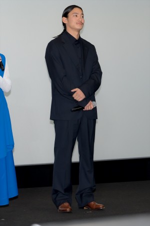 野村周平、映画『サイレントラブ』完成披露試写会に登場