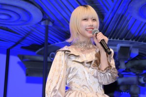 あの、映画『デッドデッドデーモンズデデデデデストラクション』前章　完成披露試写会舞台挨拶に登場