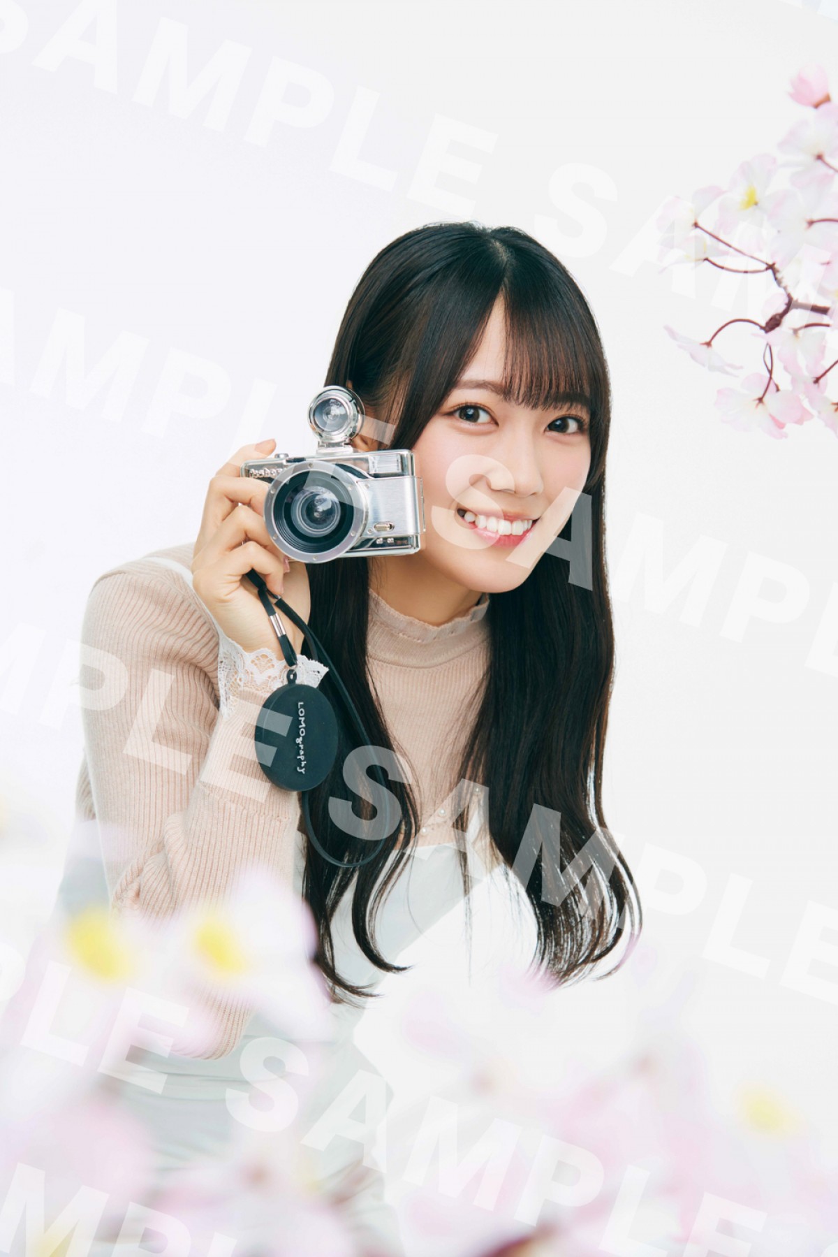 日向坂46公式ブック『H46MODE』、書店特典フォトカード＆B3ポスター全30種の写真公開