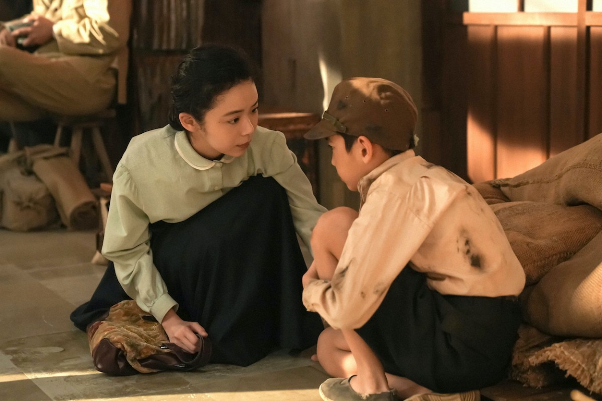 明日の『ブギウギ』“スズ子”趣里、靴磨きの少年を送り届けて“タイ子”藤間爽子と再会