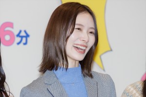 朝日奈央、ドラマ『ブラックガールズトーク』記者会見に登場