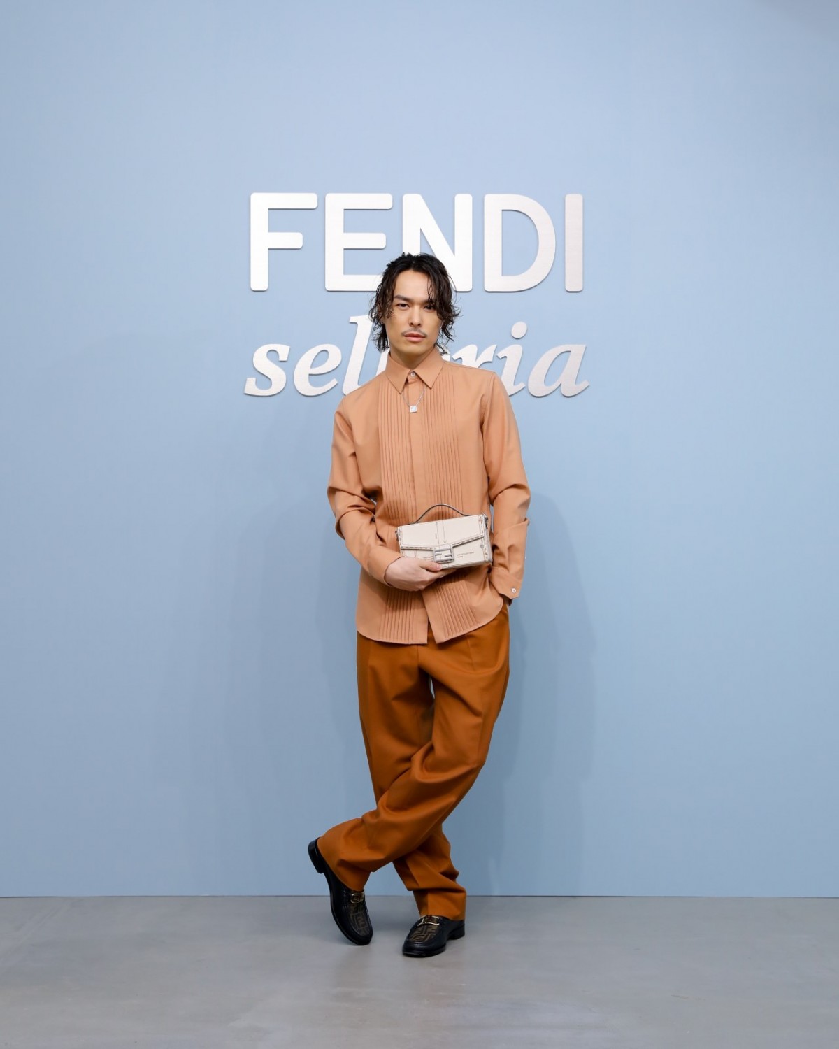 滝沢眞規子、柳俊太郎ら、「フェンディ」イベントに集結！　洗練コーデを披露