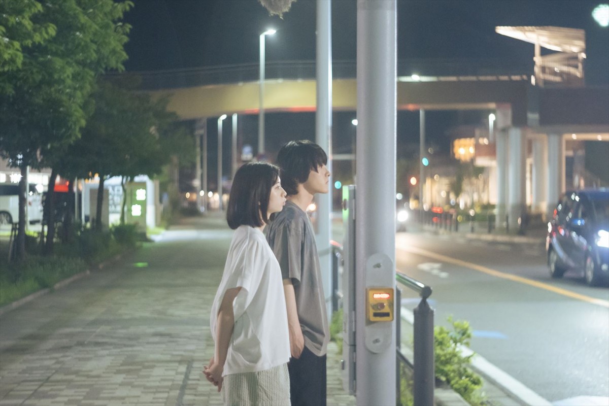 JO1・川西拓実、自身の成長の姿が役とシンクロ！　映画『バジーノイズ』場面写真解禁