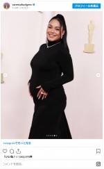 ヴァネッサ・ハジェンズが妊娠発表！　アカデミー賞のレッドカーペットで堂々お披露目※「ヴァネッサ・ハジェンズ」インスタグラム