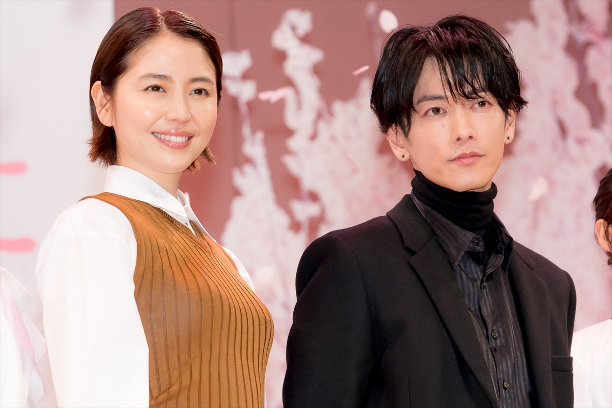 佐藤健、現場での長澤まさみの様子明かす「番長のようにみんなを引っ張ってくれました」
