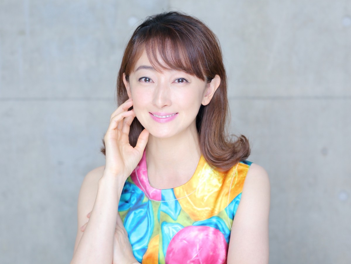 花總まり、新作舞台で“縮んでいく妻”に「今までやったことのない役柄にチャレンジしたい」