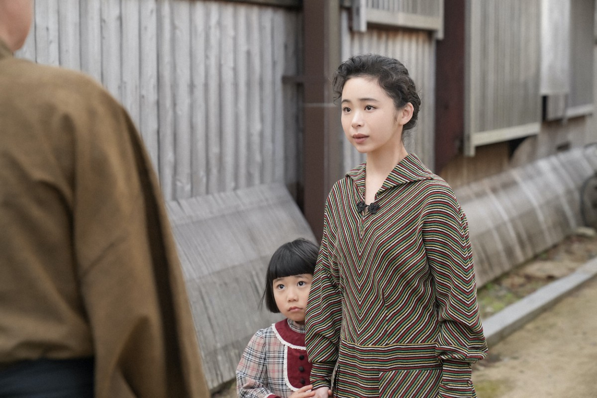 『ブギウギ』“スズ子”趣里、“梅吉”柳葉敏郎の写真に感動も一転　視聴者ツッコミ「涙も引っ込んだわ！」