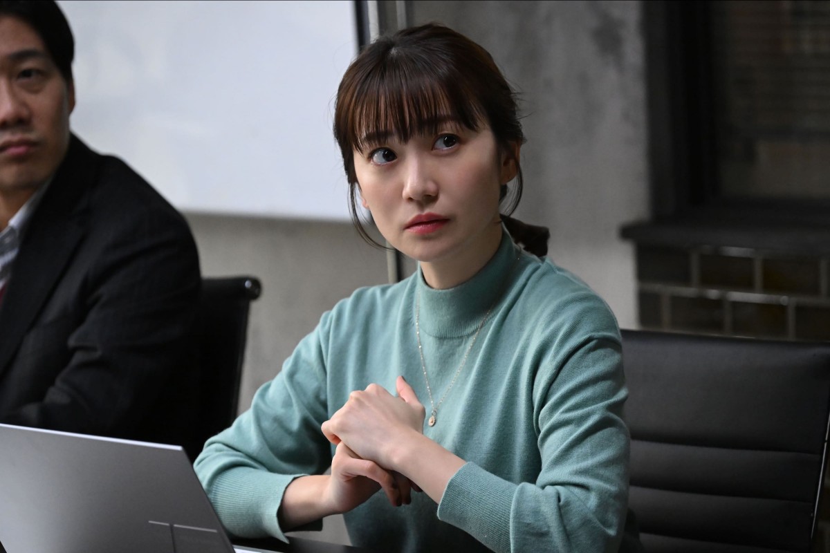 長谷川博己、殺人犯をも無罪にするダークで危険な弁護士を怪演！『アンチヒーロー』今夜開幕