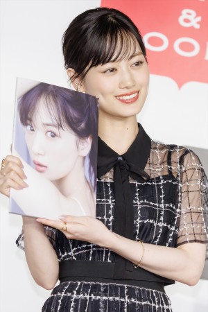 乃木坂46・山下美月、2nd写真集『ヒロイン』発売記念プレス取材に登場