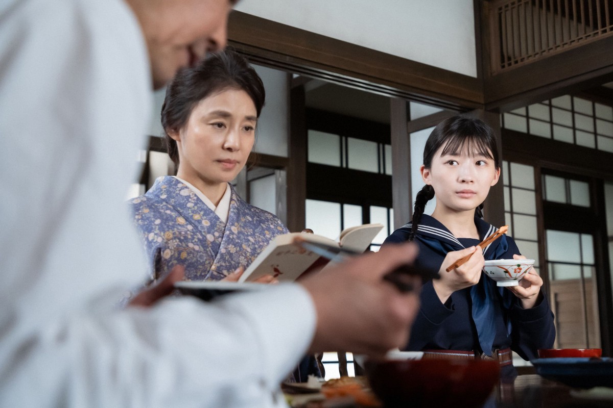 明日の『虎に翼』“寅子”伊藤沙莉、法律の学校へ進学するために母“はる”石田ゆり子の説得を決意