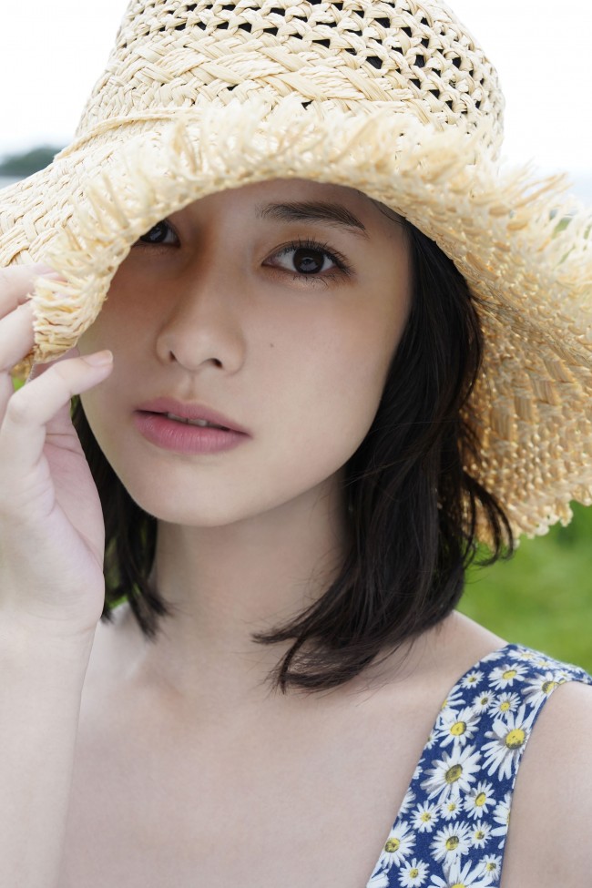 玉田志織2nd写真集『as is』より未掲載カット