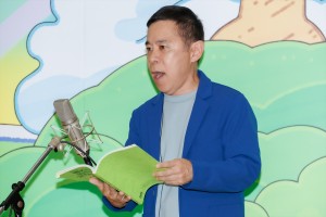 岡村隆史、映画『それいけ！アンパンマン ばいきんまんとえほんのルルン』公開アフレコイベントに登場