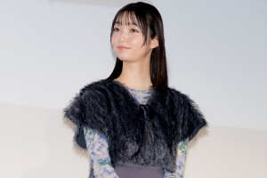 小宮山莉渚、映画『違国日記』完成披露上映会に登場