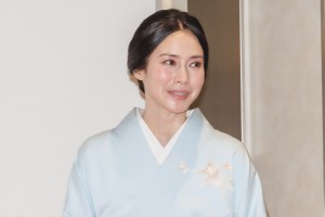中谷美紀、「お茶の文化創造博物館」「お〜いお茶ミュージアム」オープニングセレモニーに登場