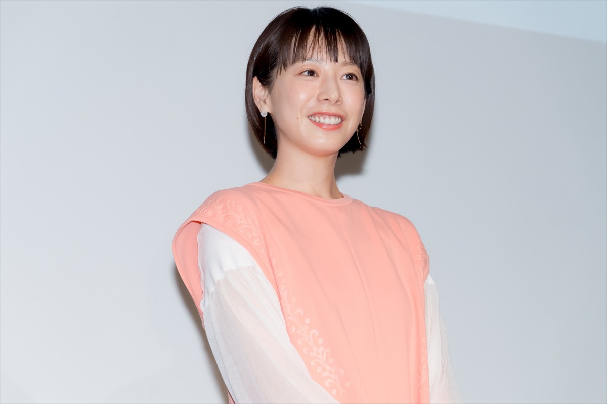 新垣結衣、芝居初共演の夏帆と息ぴったり「存在にすごく助けられながら過ごしていました」